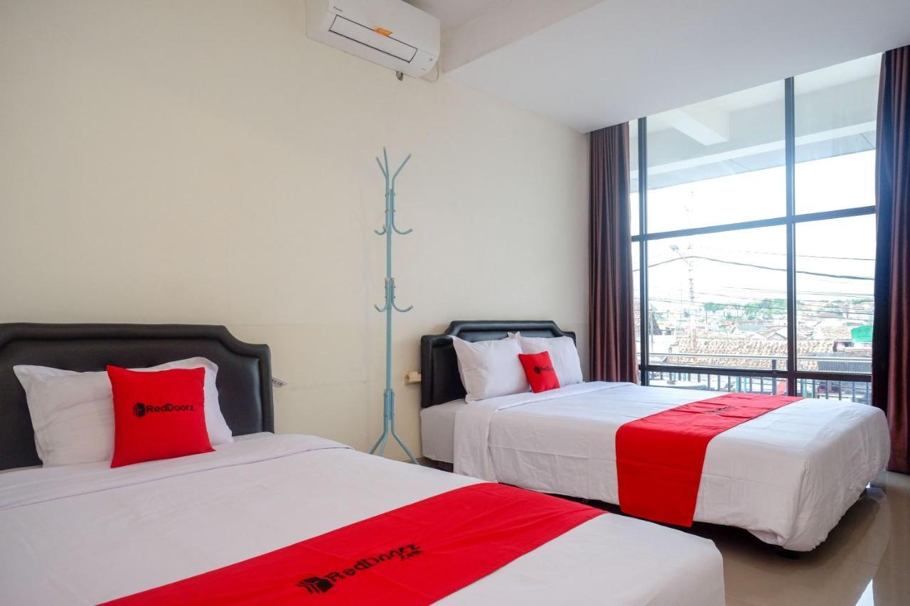 Sans Hotel Mataram Malioboro Yogyakarta Eksteriør billede