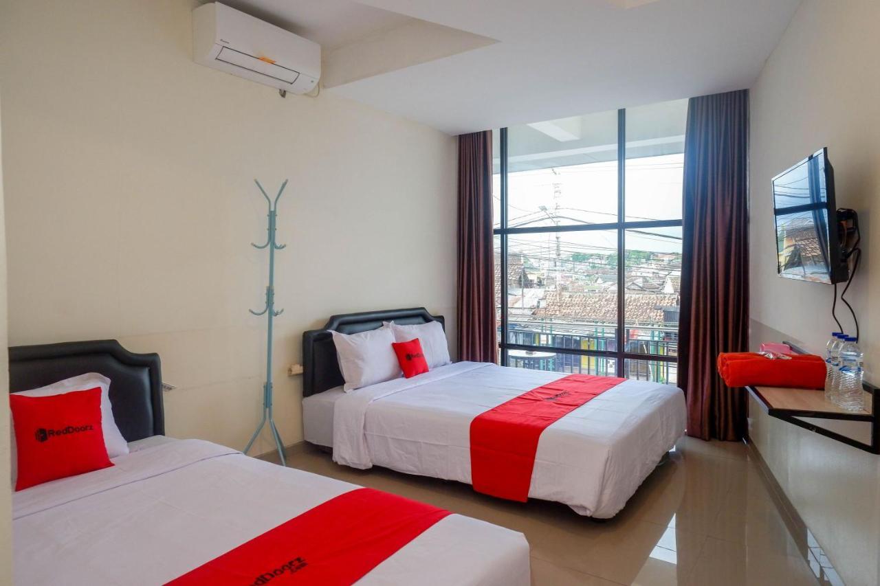 Sans Hotel Mataram Malioboro Yogyakarta Eksteriør billede